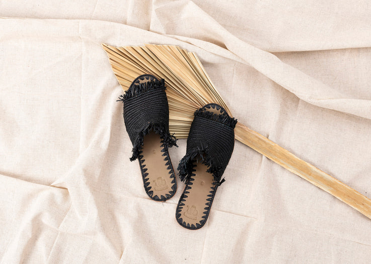 Black Raffia Fringed Slippers